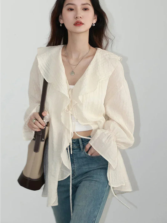 Lightweight V-Neck Knit Blouse